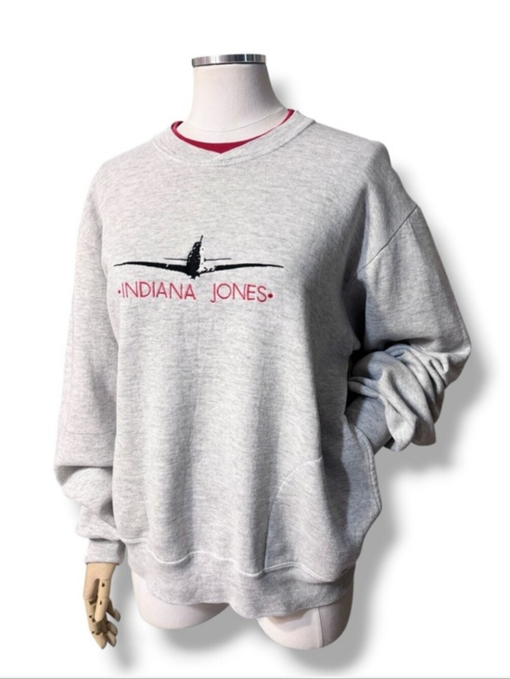 DISNEY Grey Indiana Jones Stunt Spectacular Embroidered Sweatshirt Large VINTAGE